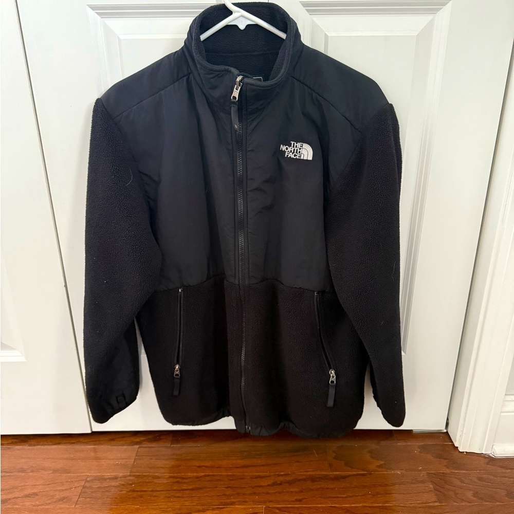 The North Face Boy’s Black Jacket ‘Denali’
